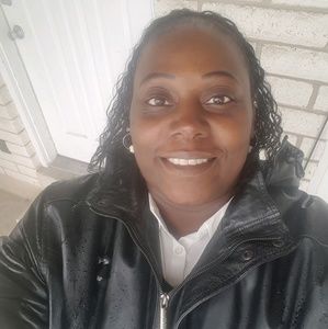 Meet your Posher, Carolyn